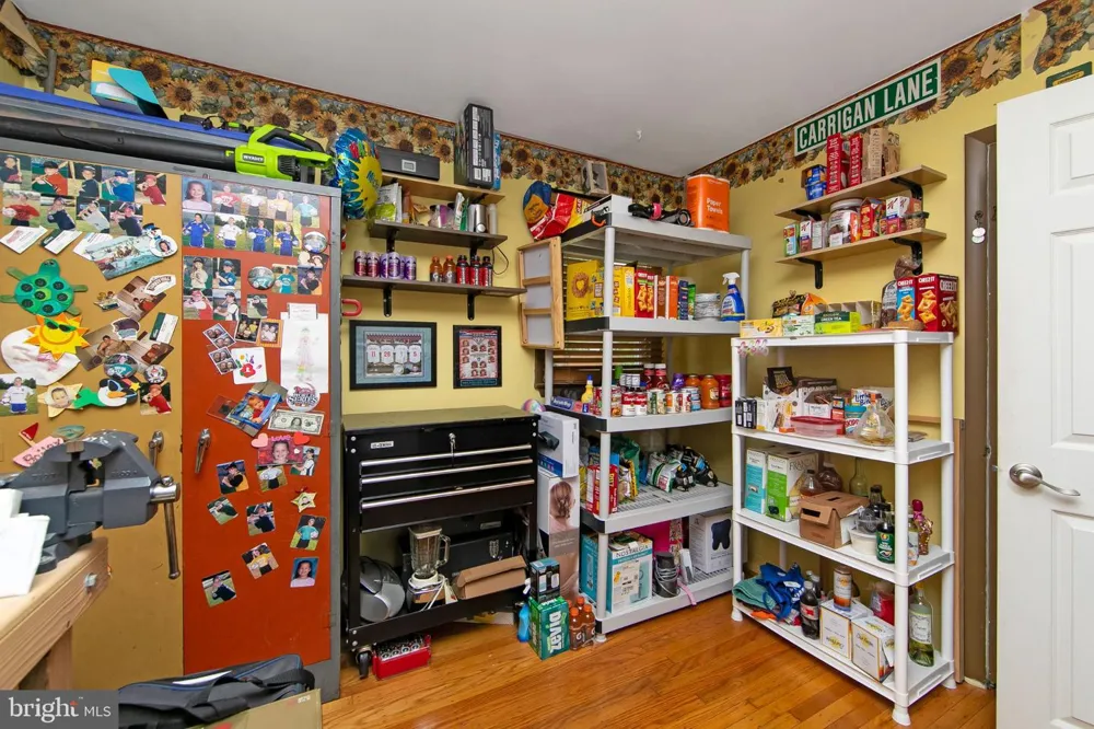 29 WYNDALE AVENUE Maple Shade, NJ 08052