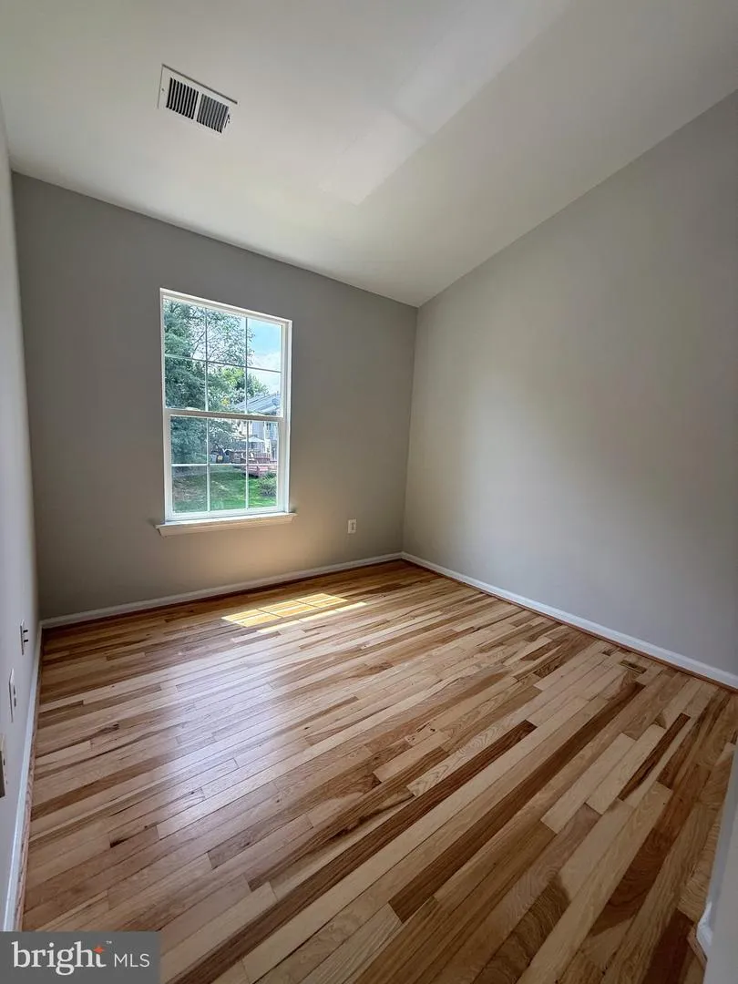 7516 BURDETTE WAY Beltsville, MD 20705