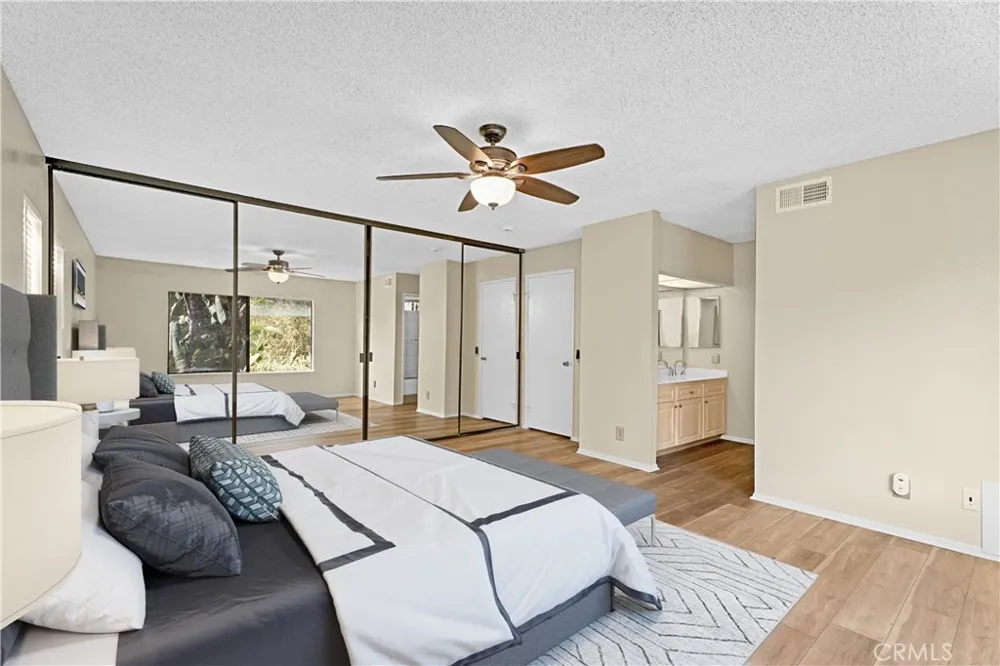 24712 Via Del Rio Lake Forest, CA 92630