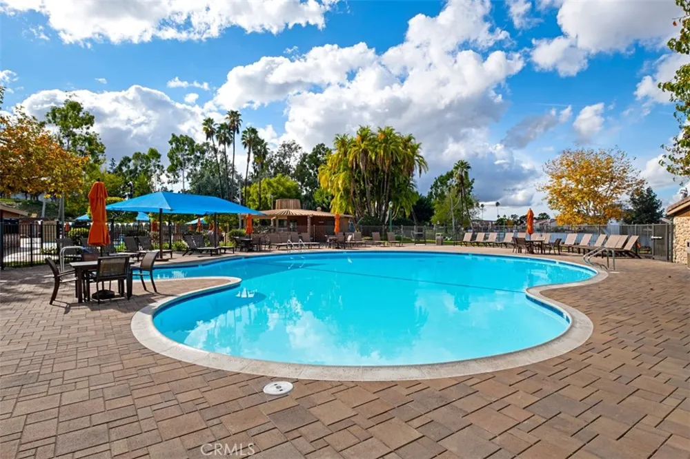 24712 Via Del Rio Lake Forest, CA 92630