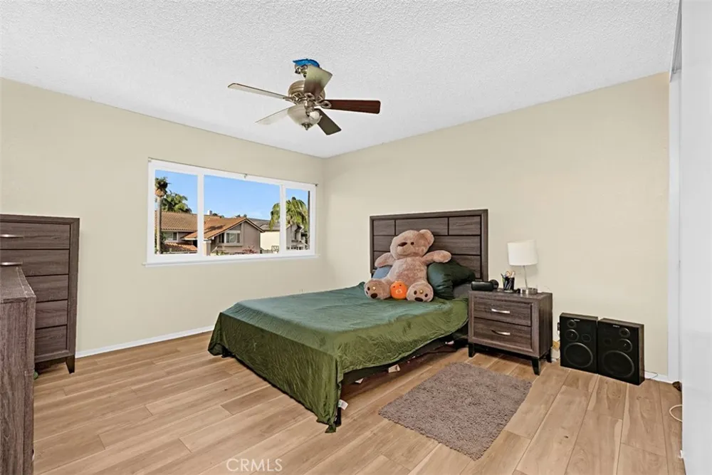 24712 Via Del Rio Lake Forest, CA 92630