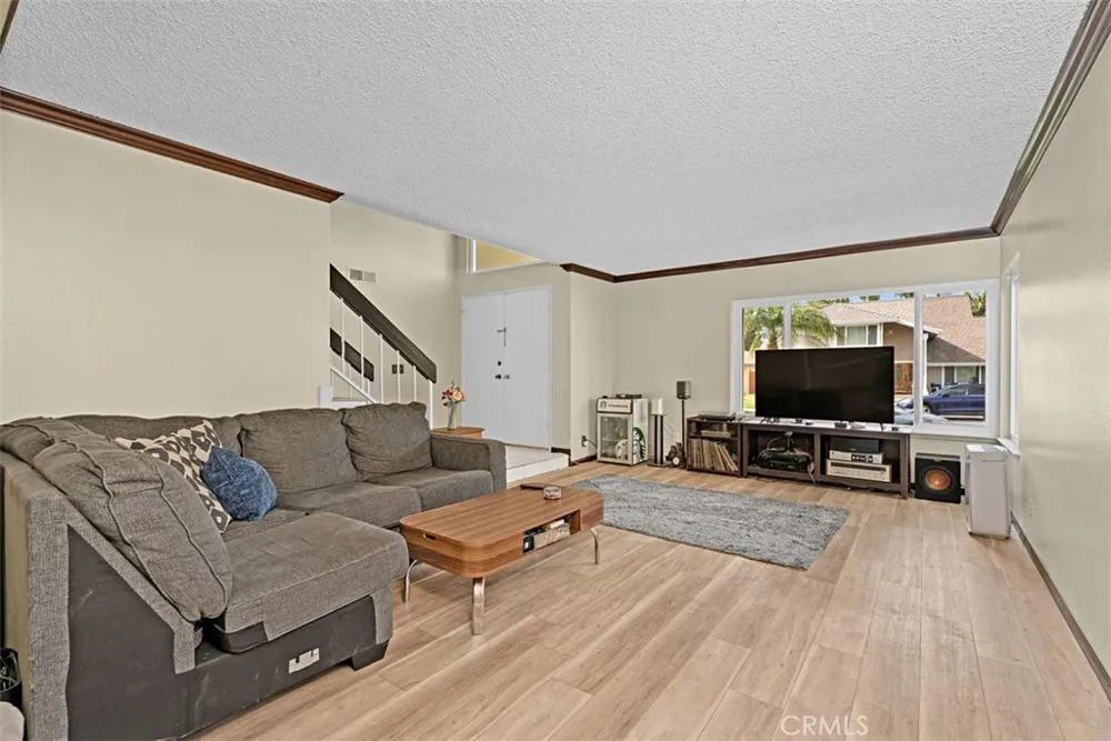 24712 Via Del Rio Lake Forest, CA 92630