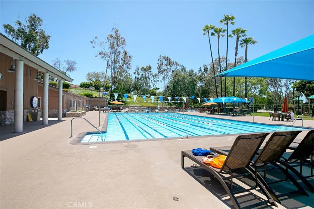 24712 Via Del Rio Lake Forest, CA 92630