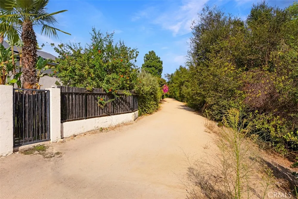 24712 Via Del Rio Lake Forest, CA 92630