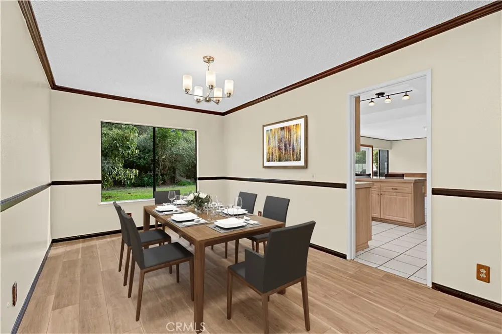 24712 Via Del Rio Lake Forest, CA 92630