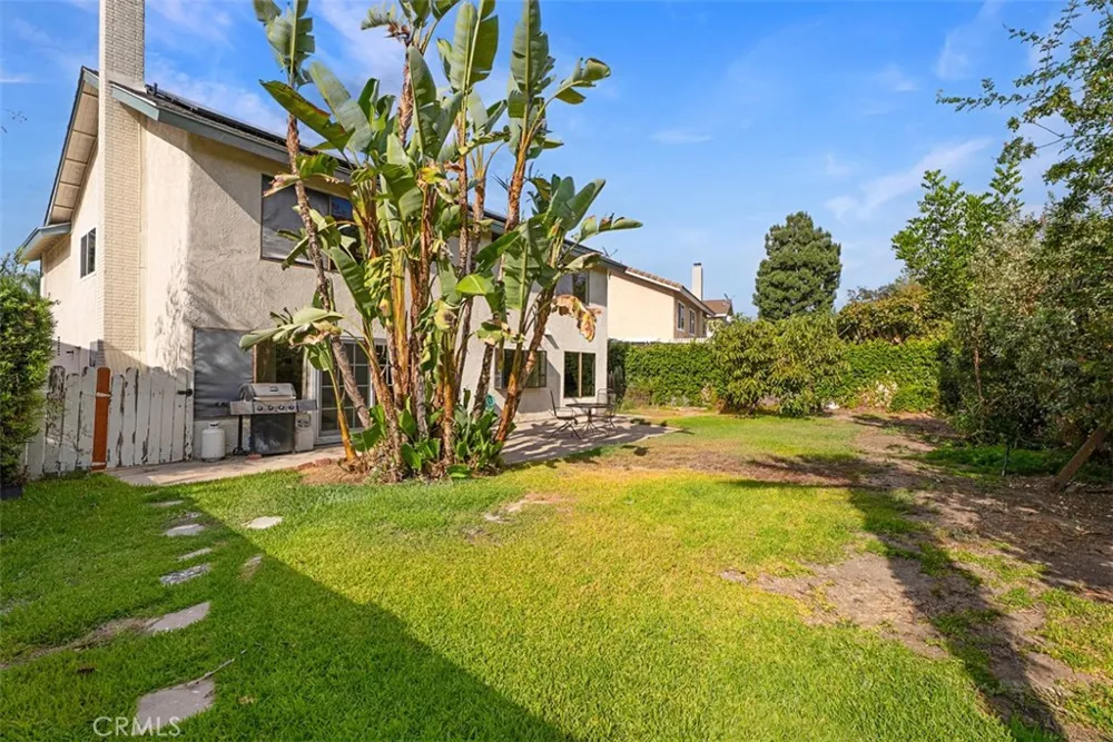 24712 Via Del Rio Lake Forest, CA 92630