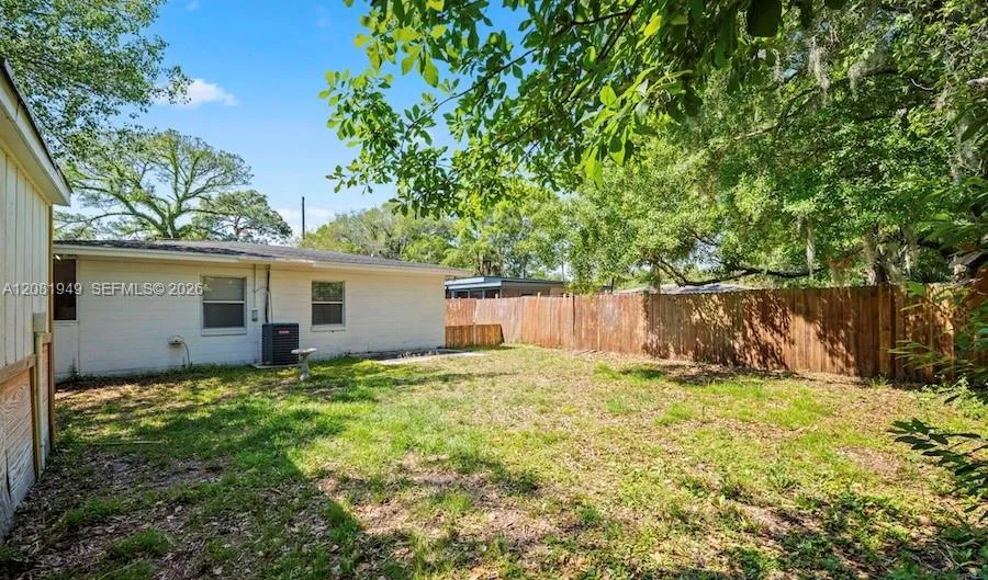 5033 Lexington Avenue Jacksonville, FL 32210