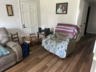 5033 Lexington Avenue Jacksonville, FL 32210