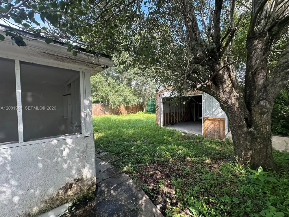 5033 Lexington Avenue Jacksonville, FL 32210