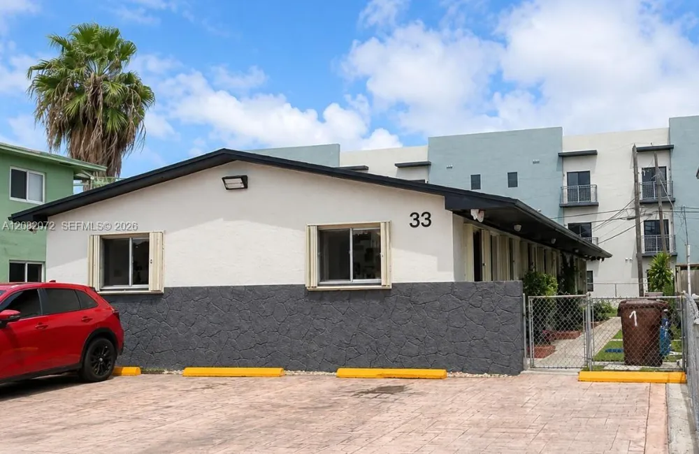 33 W 22nd St #2 Hialeah, FL 33010