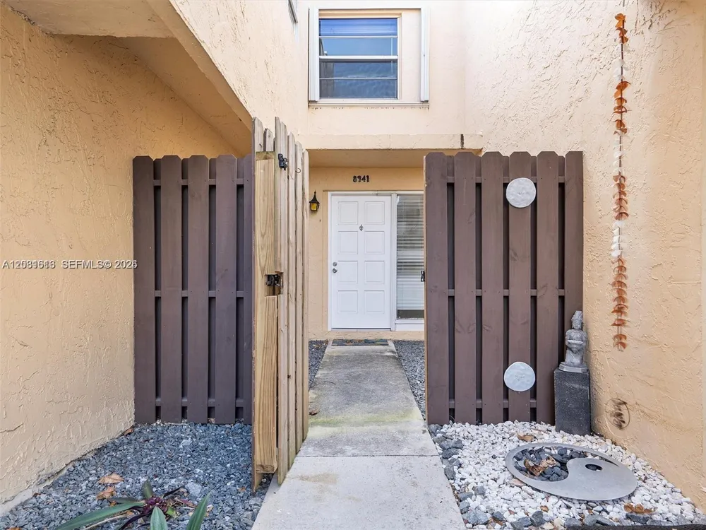 8941 NE 4th Ave Rd #8941 Miami Shores, FL 33138