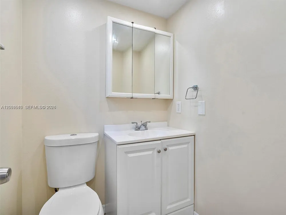 8941 NE 4th Ave Rd #8941 Miami Shores, FL 33138