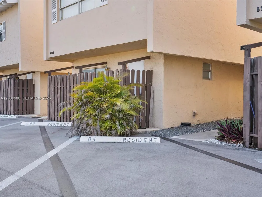 8941 NE 4th Ave Rd #8941 Miami Shores, FL 33138