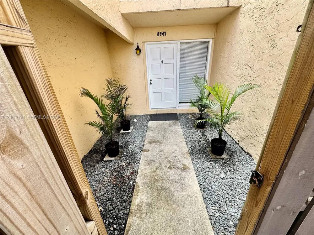 8941 NE 4th Ave Rd #8941 Miami Shores, FL 33138