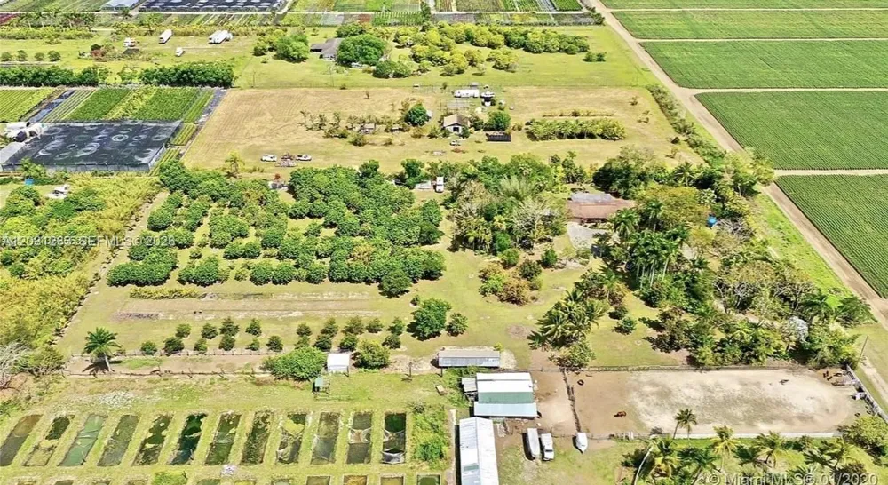 22700 SW 199th Ave Miami, FL 33170