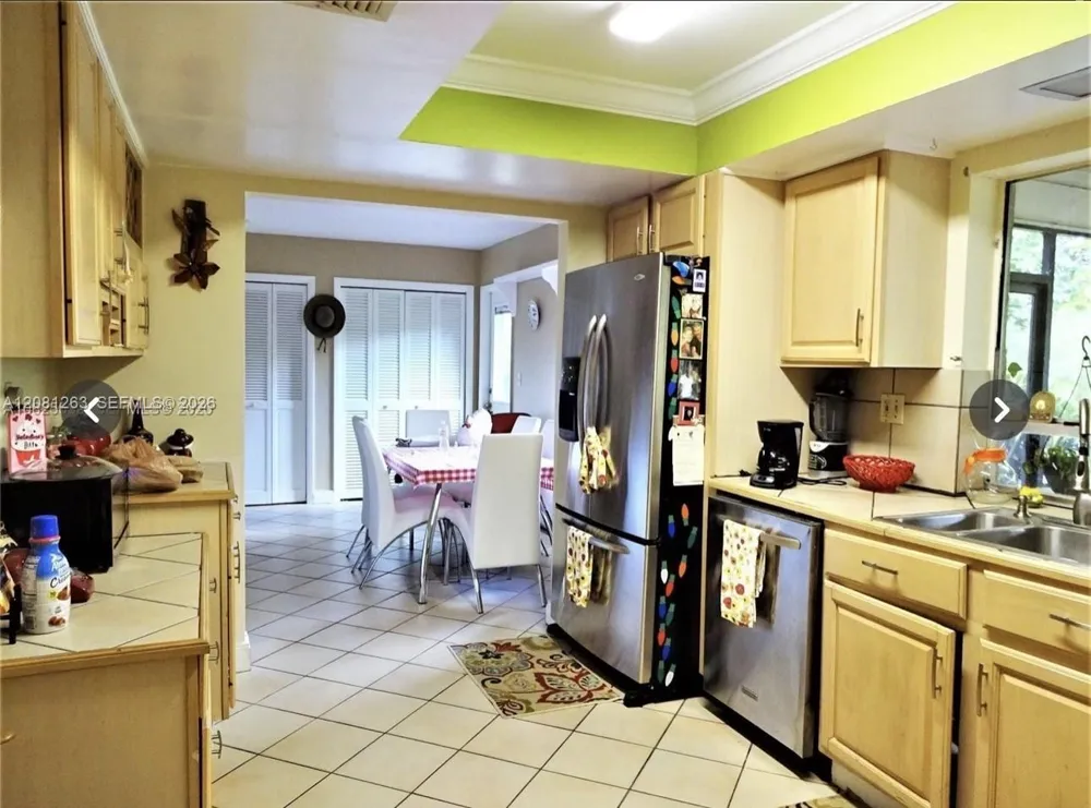 22700 SW 199th Ave Miami, FL 33170
