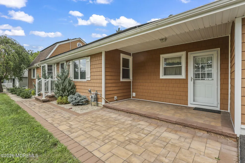 67 Crest Drive Howell, NJ 07731