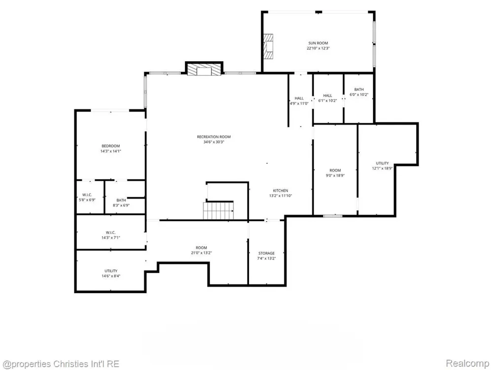 5173 Serena Dr Troy City, MI 48098