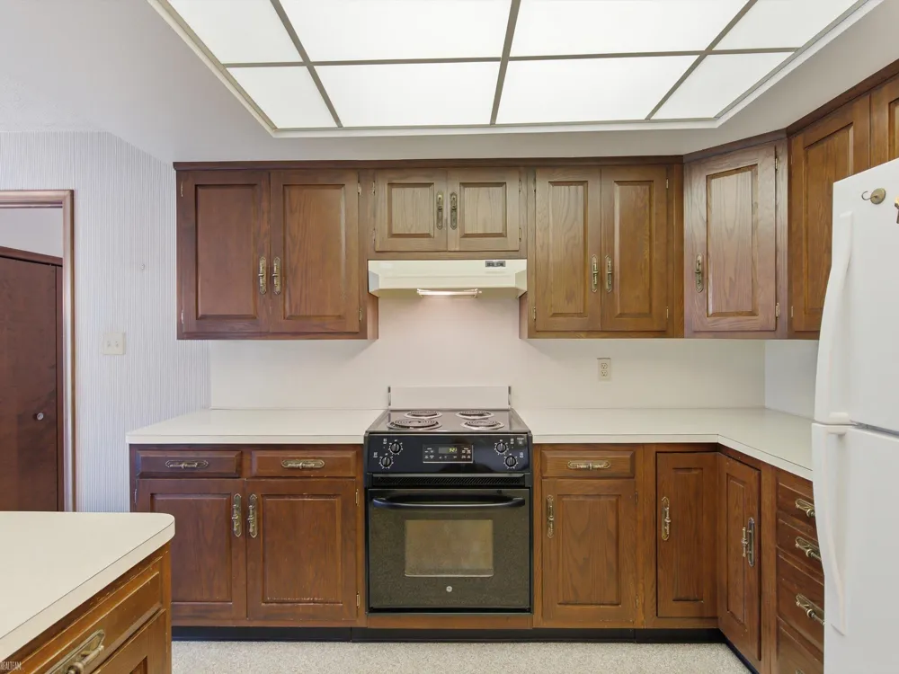 645 Wellington Crescent Mt Clemens City, MI 48043
