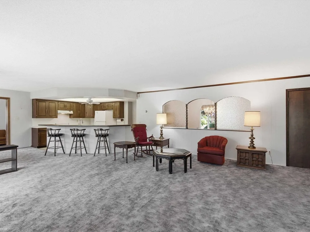 645 Wellington Crescent Mt Clemens City, MI 48043