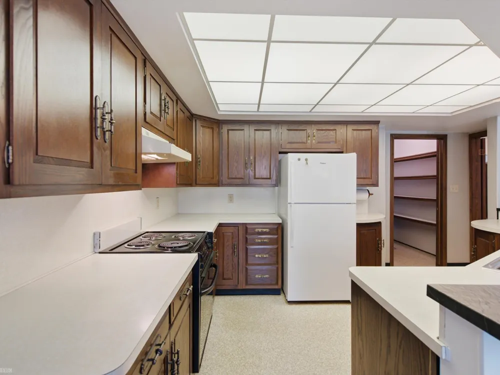 645 Wellington Crescent Mt Clemens City, MI 48043