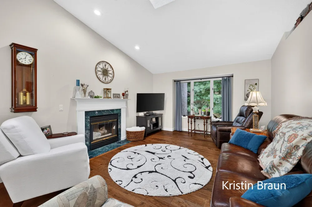 3694 Arborway Drive Norton Shores City, MI 49441