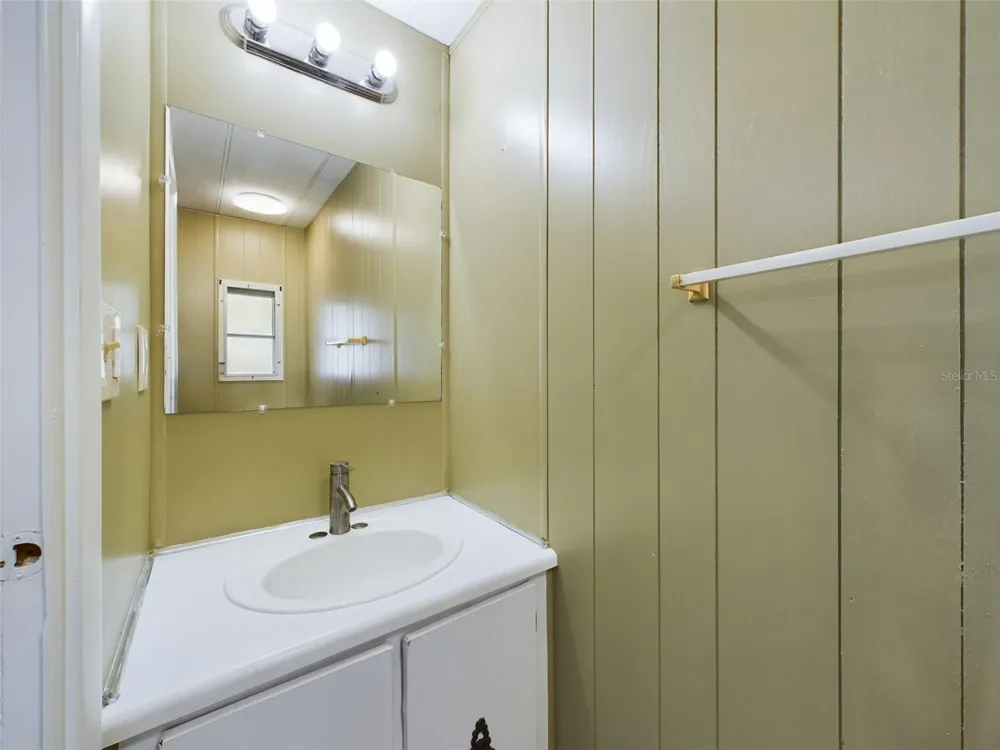 3502 DELAWARE AVENUE Sebring, FL 33870