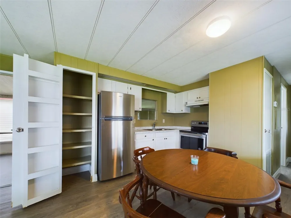 3502 DELAWARE AVENUE Sebring, FL 33870