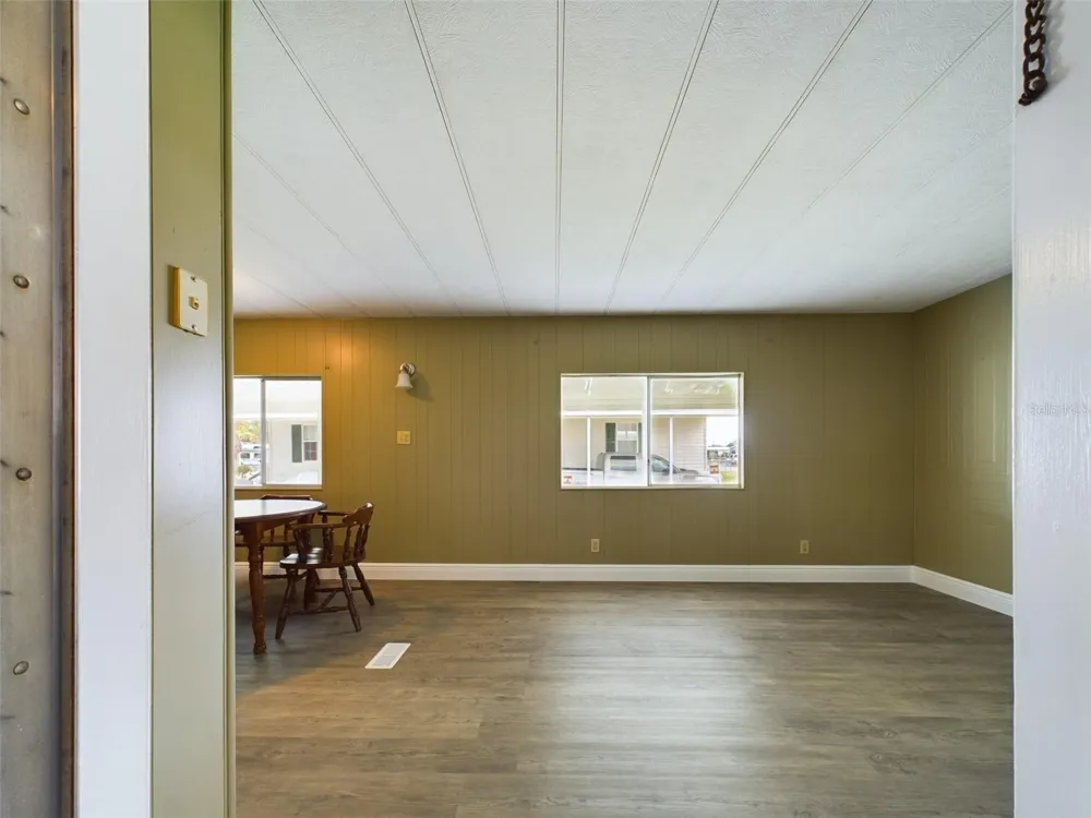 3502 DELAWARE AVENUE Sebring, FL 33870