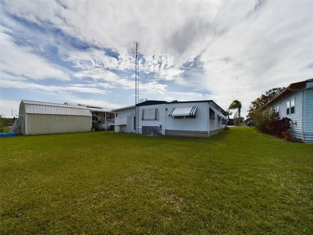 3502 DELAWARE AVENUE Sebring, FL 33870