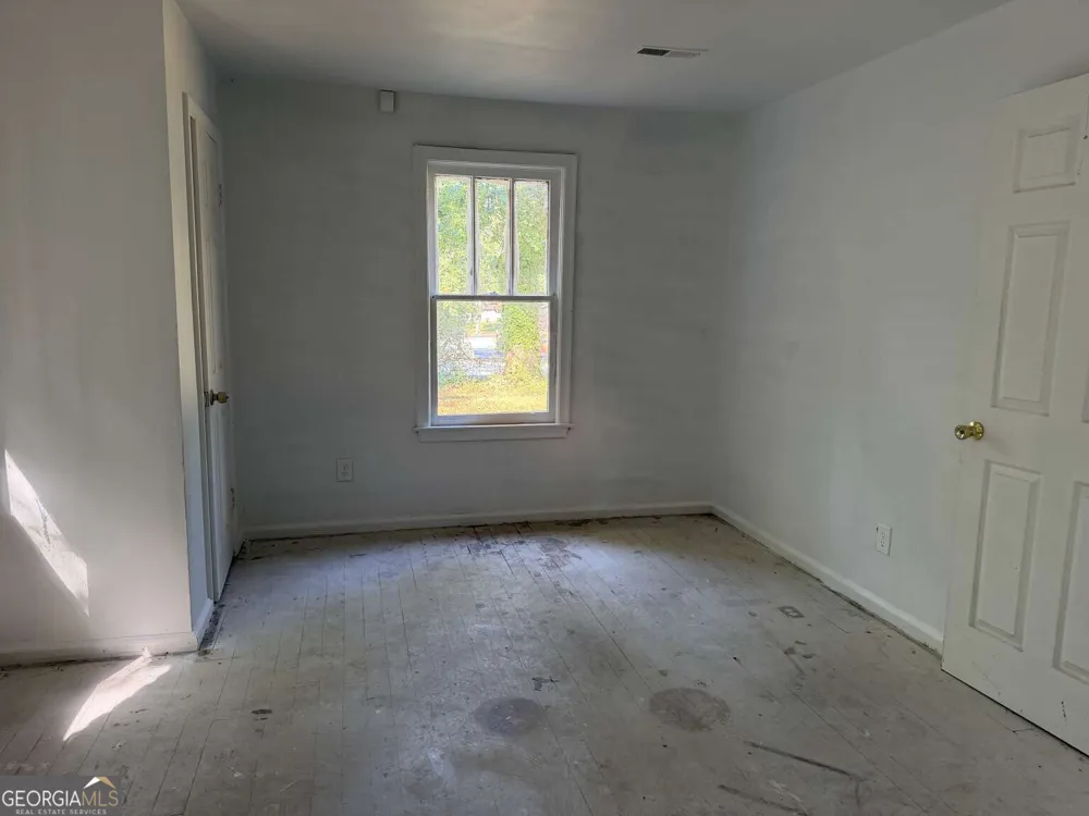 53 Howell DR SW Atlanta, GA 30331