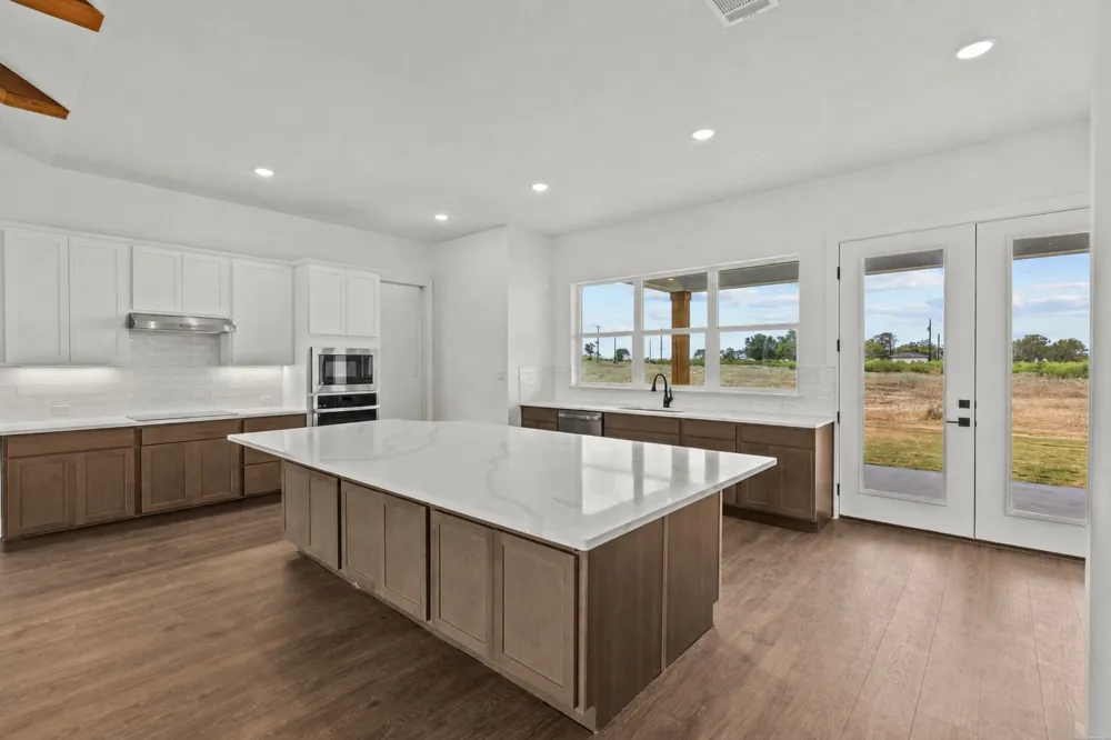 1550 Barth Rd Dale, TX 78616