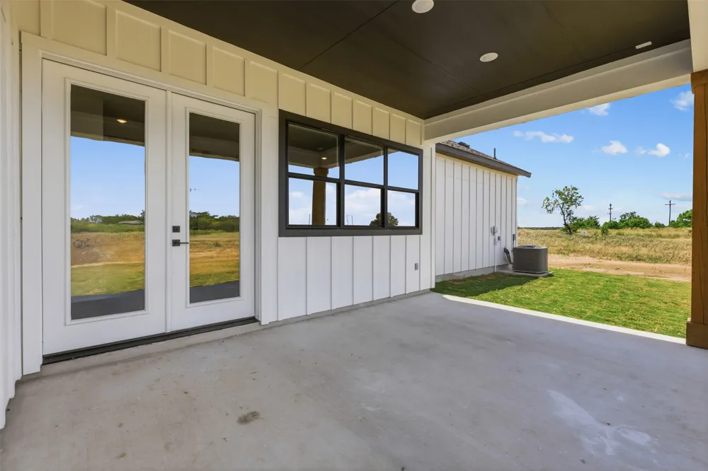 1550 Barth Rd Dale, TX 78616