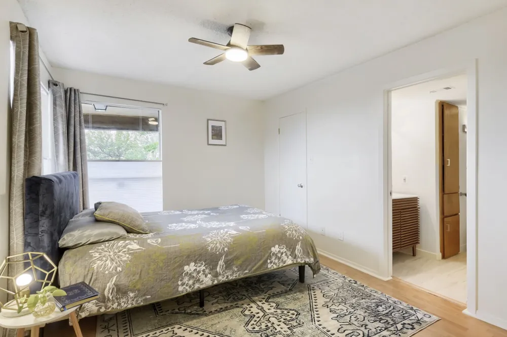 6903 Deatonhill Drive #20 Austin, TX 78745