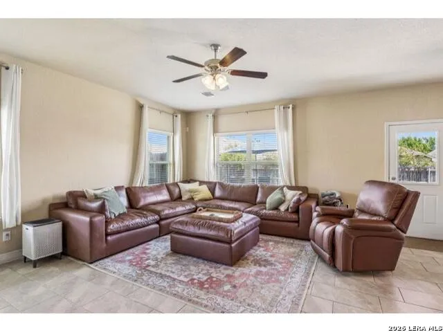 2727 WHEATFIELD WAY New Braunfels, TX 78130