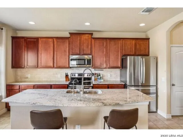 2727 WHEATFIELD WAY New Braunfels, TX 78130