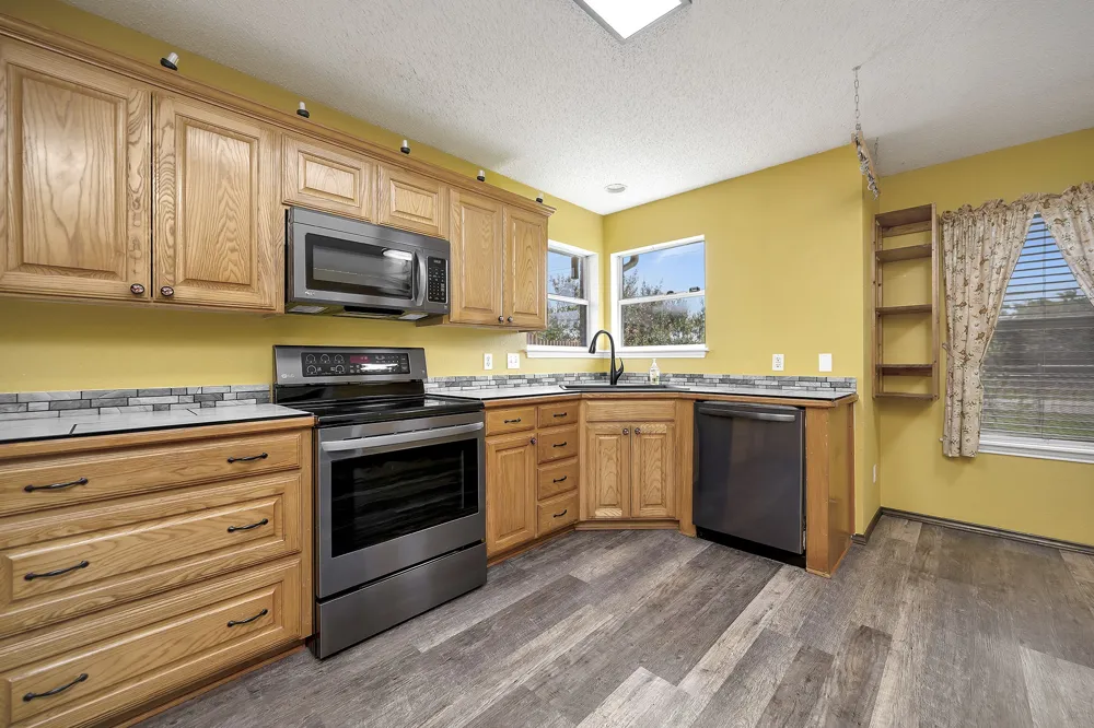 509 Birch Street Crowley, TX 76036