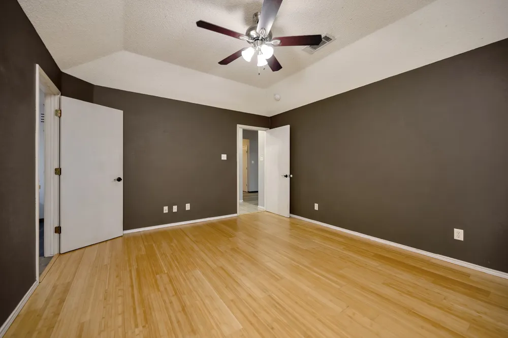 509 Birch Street Crowley, TX 76036