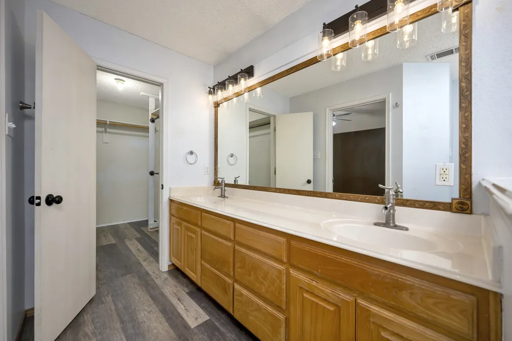 509 Birch Street Crowley, TX 76036