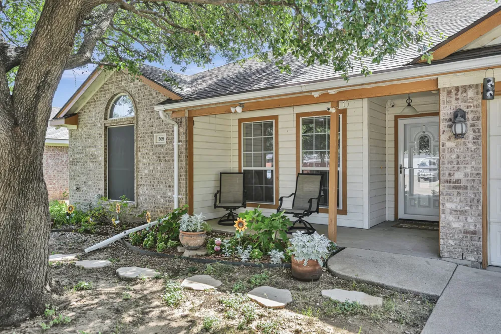 509 Birch Street Crowley, TX 76036