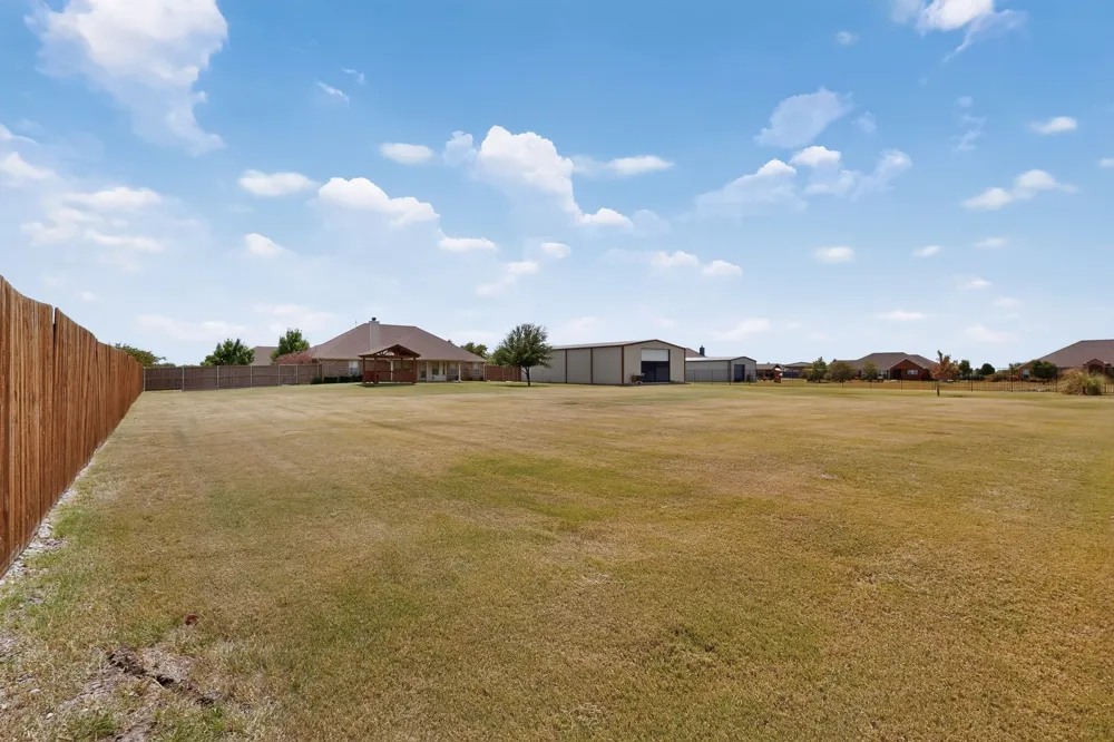 320 Brooks Drive Nevada, TX 75173