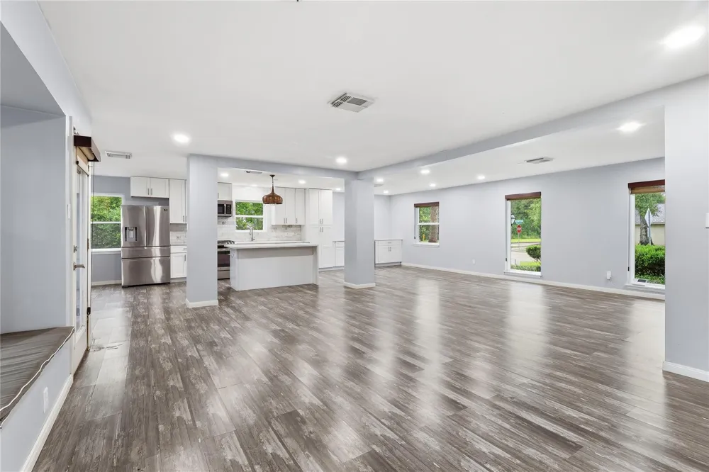 5347 Rutherglenn Drive Houston, TX 77096