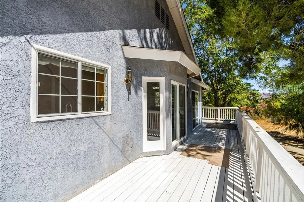 28625 Bootlegger Canyon Road Acton, CA 93510