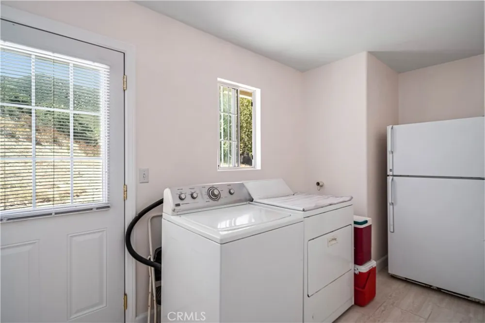 28625 Bootlegger Canyon Road Acton, CA 93510