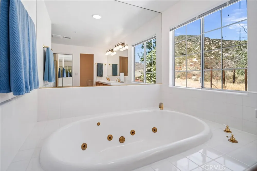 28625 Bootlegger Canyon Road Acton, CA 93510