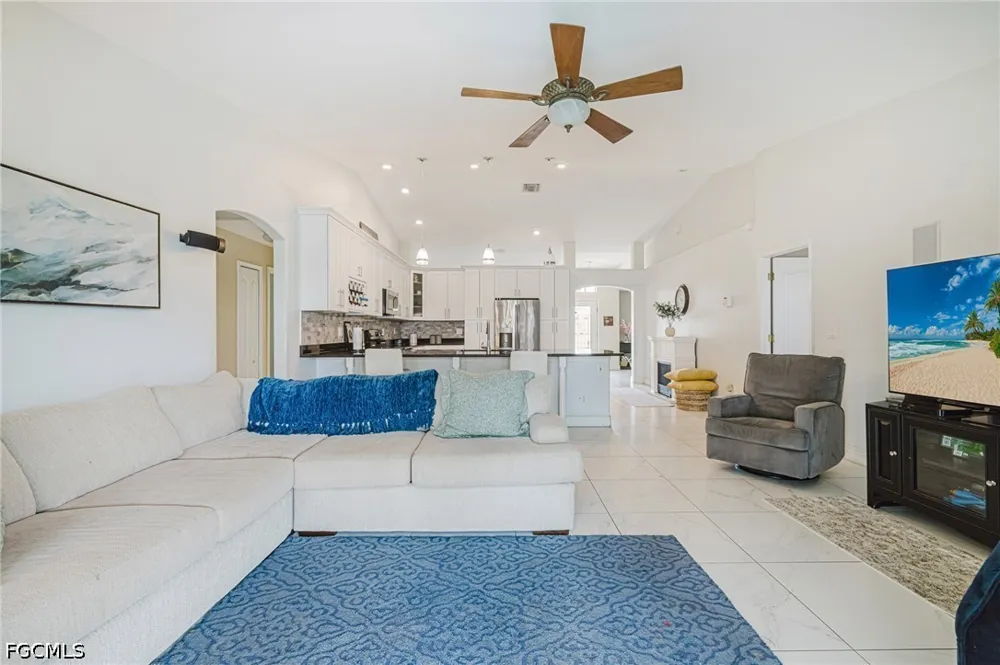 SE 18th Avenue Cape Coral, FL 33990