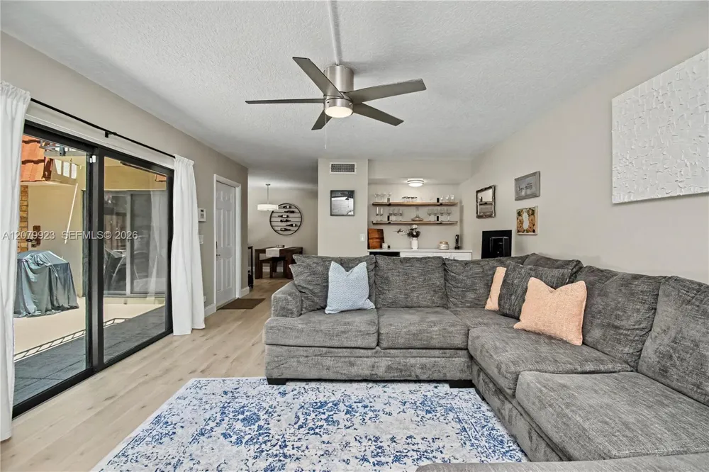 1830 San Juan Dr #23-B Delray Beach, FL 33445