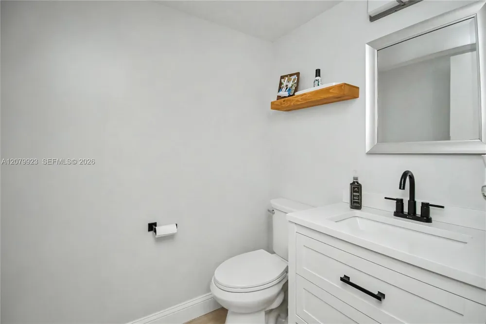 1830 San Juan Dr #23-B Delray Beach, FL 33445