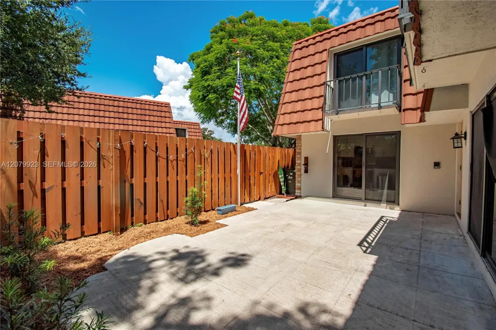 1830 San Juan Dr #23-B Delray Beach, FL 33445