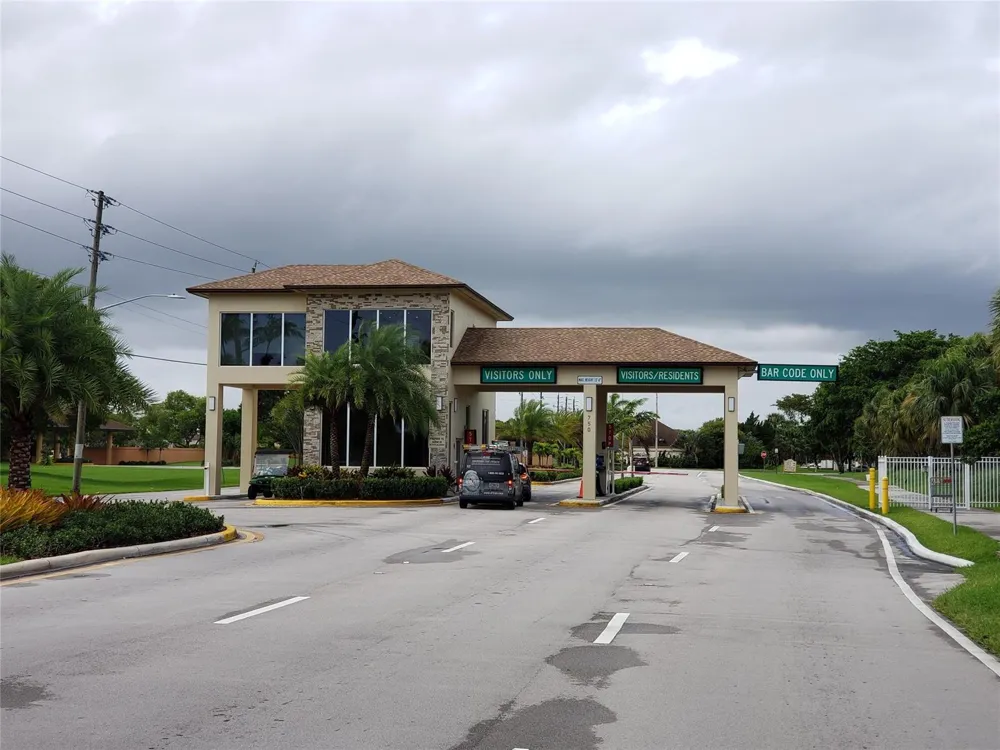 1200 SW 137TH AVENUE #312E Pembroke Pines, FL 33027
